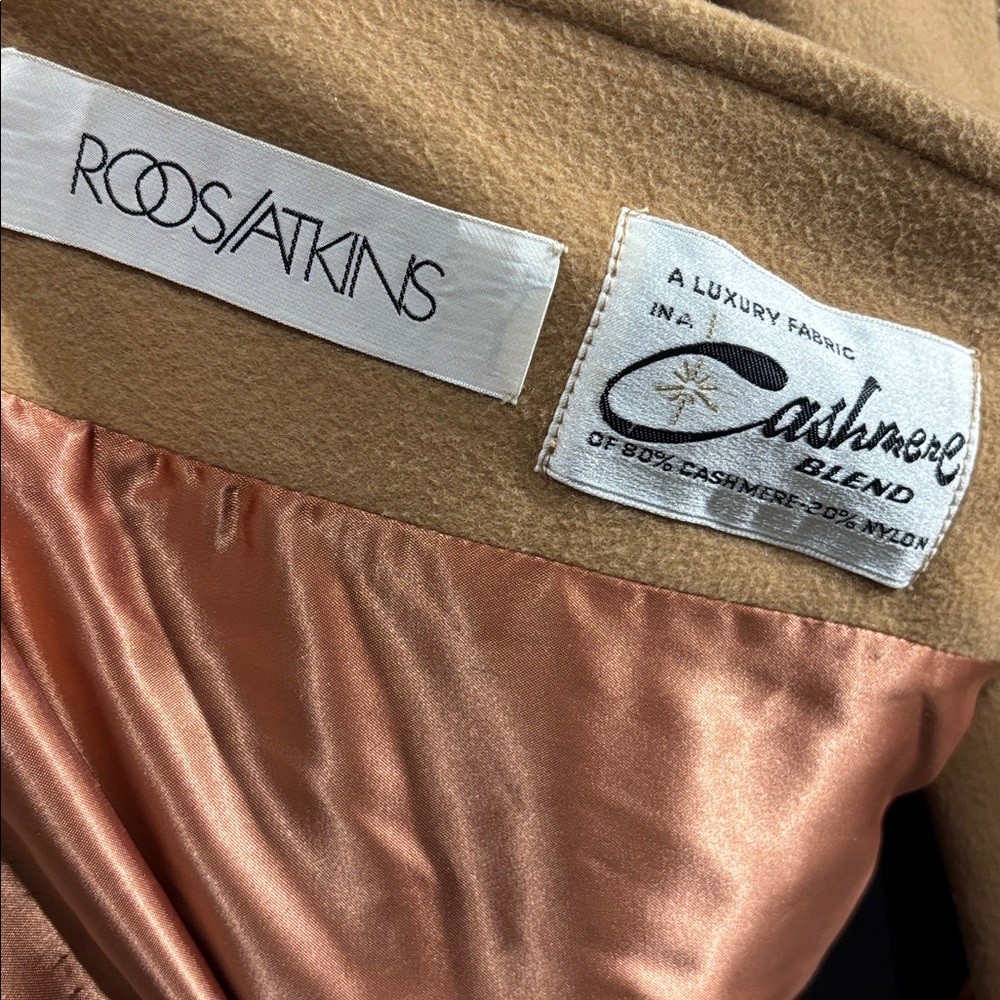 Vintage 70s Roos/Atkins Women’s Cashmere/Wool Blend Belted Coat in Camel - Picture 8 of 10